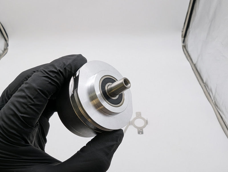 Heidenhain 749147-04 Incremental Rotary Encoder 2048 P/R ERN 1387.071-2048