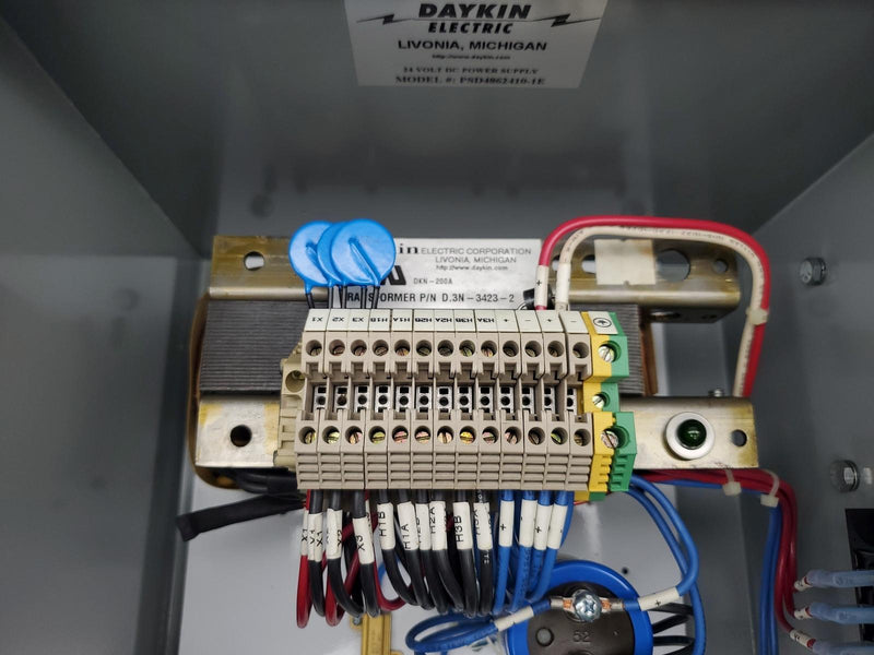 Daykin PSD4862410-1E Power Supply 24V DC 3 Phase 10A Enclosed NIB 5