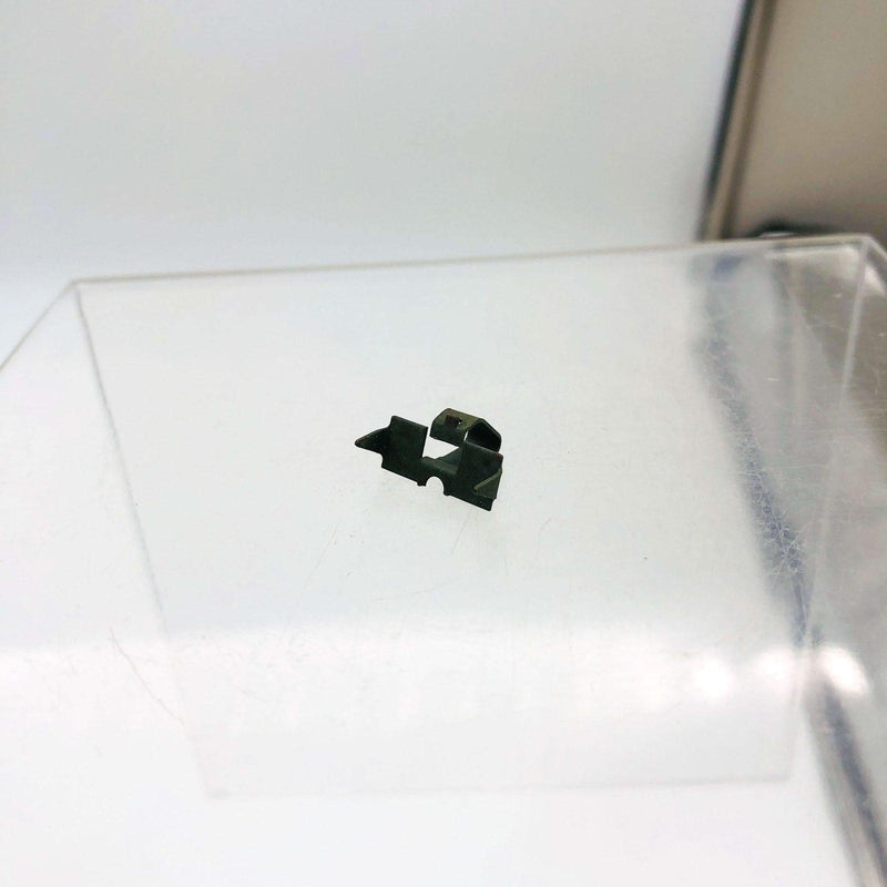 AMC Jeep 4005282 Retainer Clip OEM New Old Stock NOS Loose 8