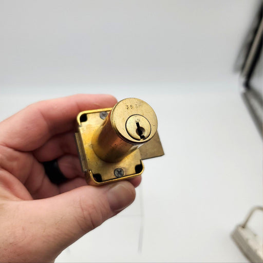 National Cabinet Door Lock Polished Brass 1-3/8"L x 7/8"D Cylinder Keyed Alike 2