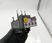 Eaton XTOB004CC1 Overload Relay 2.4A to 4A for XTEC017 & XTCE032 Contactors 1