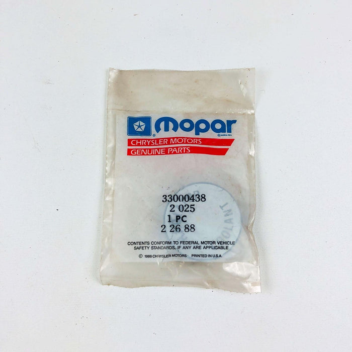 Mopar 33000438 Cap Coolant Bottle OEM NOS 1988-90 8cy Jeep Gnd Wagoneer J10 J20 6