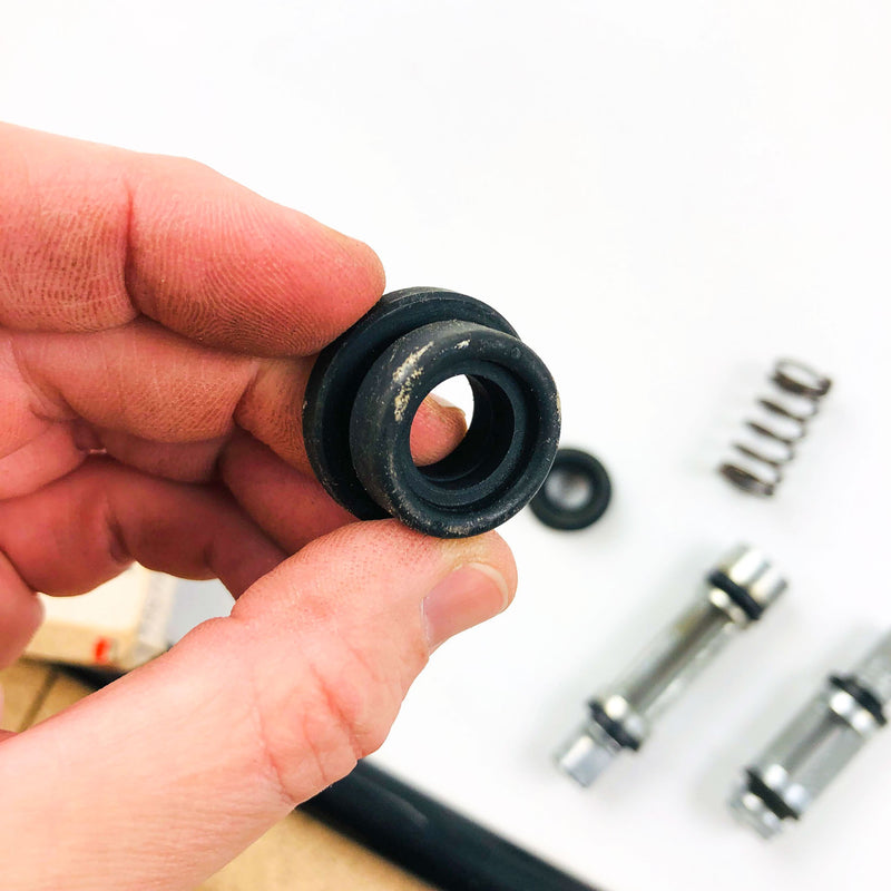 Renault 7701201506 Master Cylinder Repair Kit OEM NOS Bendix RL 55234400 3