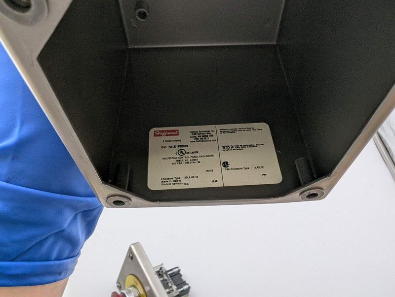 Allen Bradley 800T-FXQ24RA1 Push Button Stop Switch in Hoffman 4x4x4 Enclosure 5