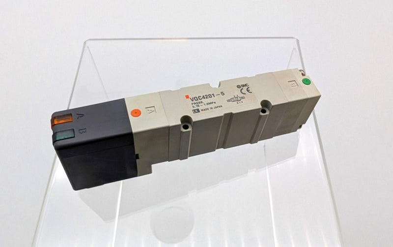 SMC VQC4201-5 Solenoid Valve 5 Port 2 Position Double Metal Seal 24 VDC 1