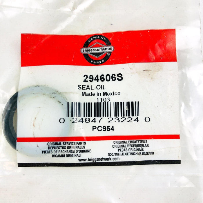 Briggs and Stratton 294606S Oil Seal OEM New Old Stock NOS Sealed 3