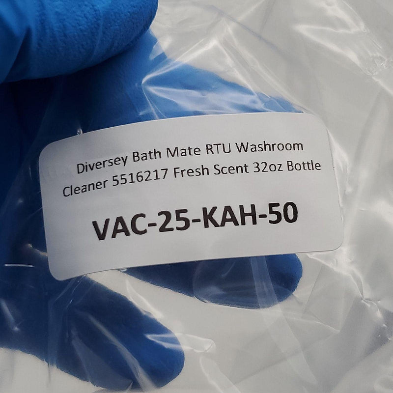 Diversey Bath Mate RTU Washroom Cleaner 5516217 Fresh Scent 32oz Bottle 5