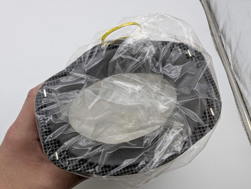 3M N95 Particulate Respirators Disposable 8211 w/ Exhalation Valve Pack of 10 6