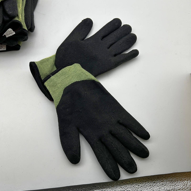Superior SCXTAPVC Cut Resistant Glove 2XL Emerald CX Cut A5 PVC Palm 6 Pairs 3