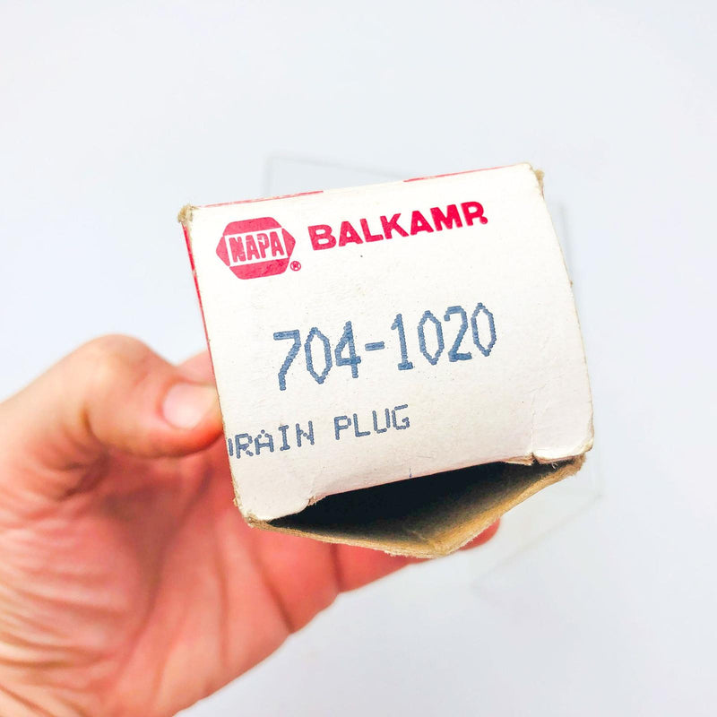 NAPA Balkamp 704-1020 Drain Plug for Engine Oil Pan NOS New 8
