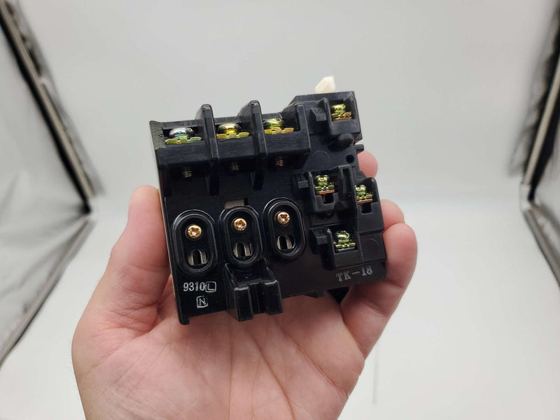 Fuji 2NK1QW Thermal Overload Relay TK-2N/UD Adjustable 18-26A 600V 4