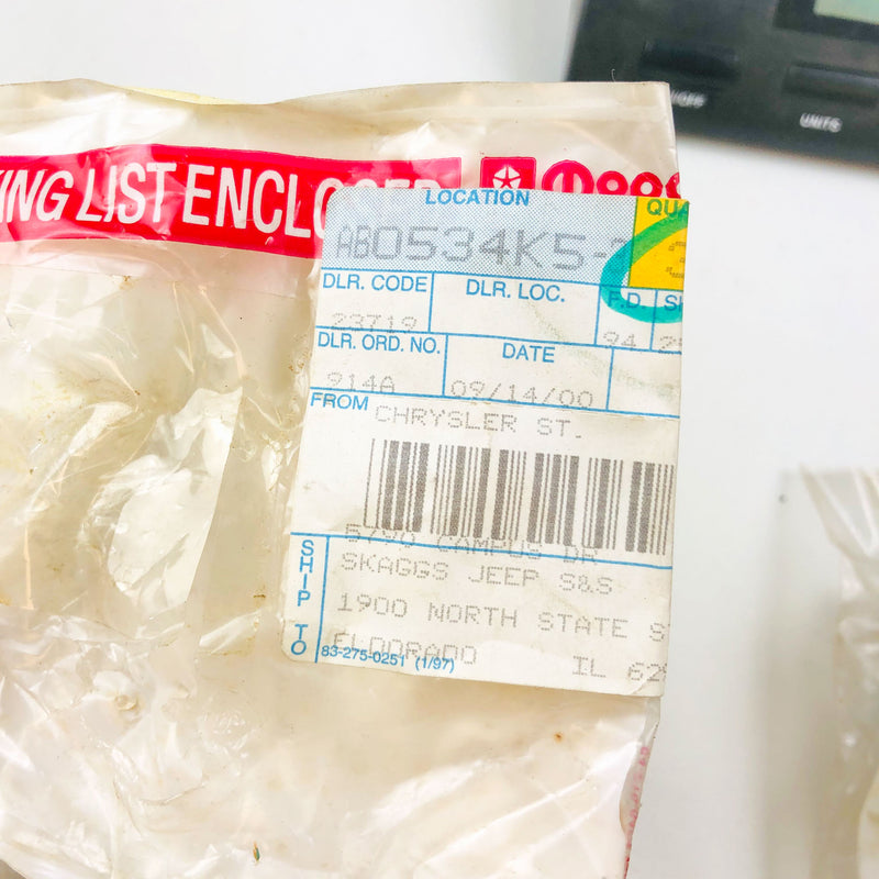 Mopar J4200097 Retainer for Brakes OEM NOS 1981-86 Jeep Cherokee Wagoneer XJ 1ct 6