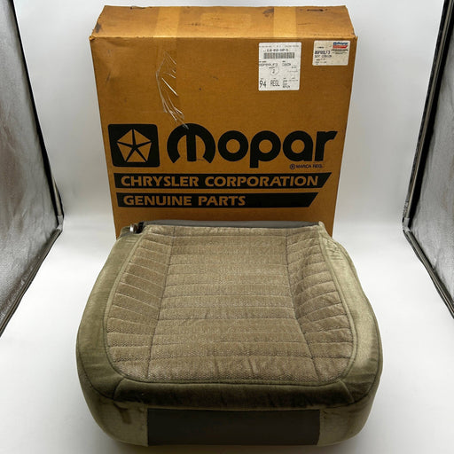 Mopar GP89LF3 Seat Cushion Assembly includes Frame Pad Cover OEM NOS For Jeep 1