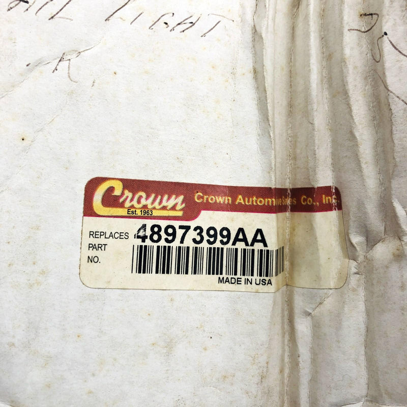 Crown 4897399AA Tail Light Rear Lamp New NOS For 97-01 Jeep Cherokee XJ 2