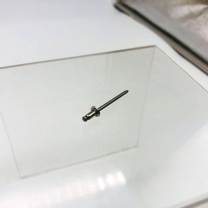 Mopar 4004962 Rivet for Exterior Moulding OEM NOS 1981-86 Jeep Wagoneer Loose 5