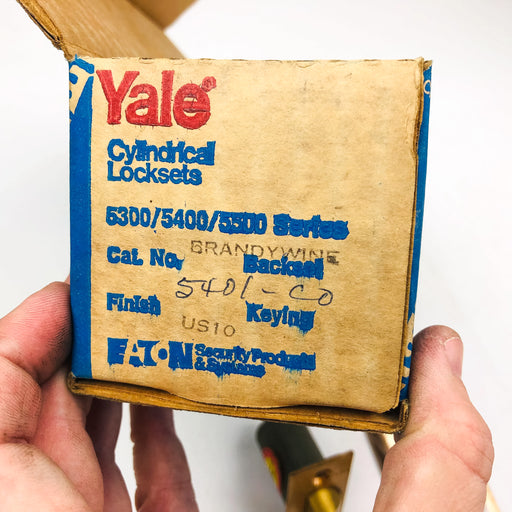 Yale Passage Closet Door Knob 5401 Brandywine US10 Satin Bronze New Old Stock 2