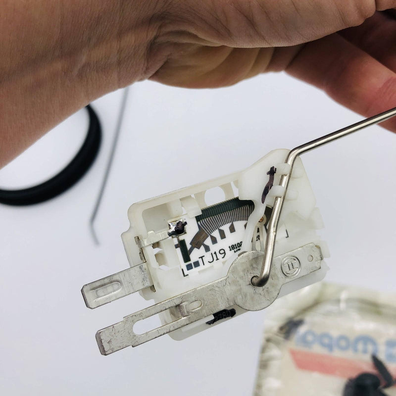 Mopar CBJ17553 Fuel Level Sending Unit OEM New Old Stock NOS Open 7