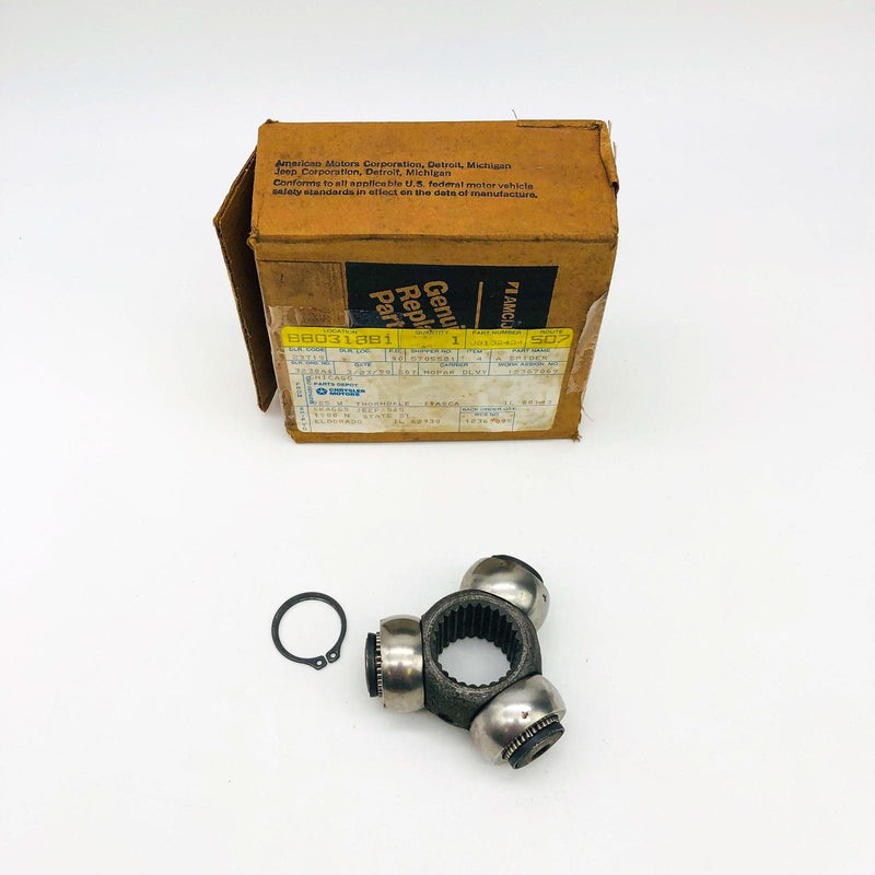 AMC Jeep Mopar J8132434 Spider Universal Tripod Joint OEM New Old Stock NOS