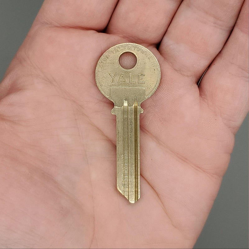 10x Yale RN11 VK Key Blanks VK Keyway Nickel Silver 6 Pin NOS 1