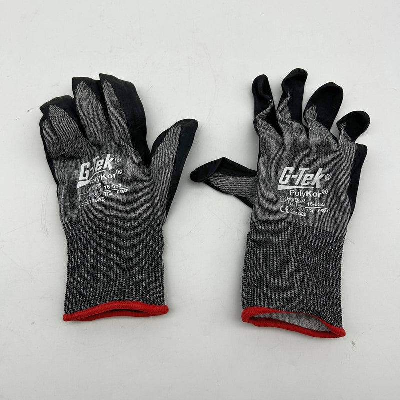 PIP G-Tek 16-854 Cut Resistant Glove Size Small 18 Ga A4 Lvl 5 Sockfold 9 Pairs