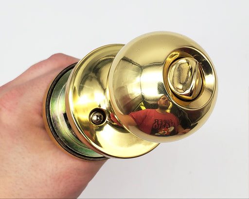 Kwikset Titan Door Knob Entry Lock Bright Brass Circa NO Latch / Strike NOS 2