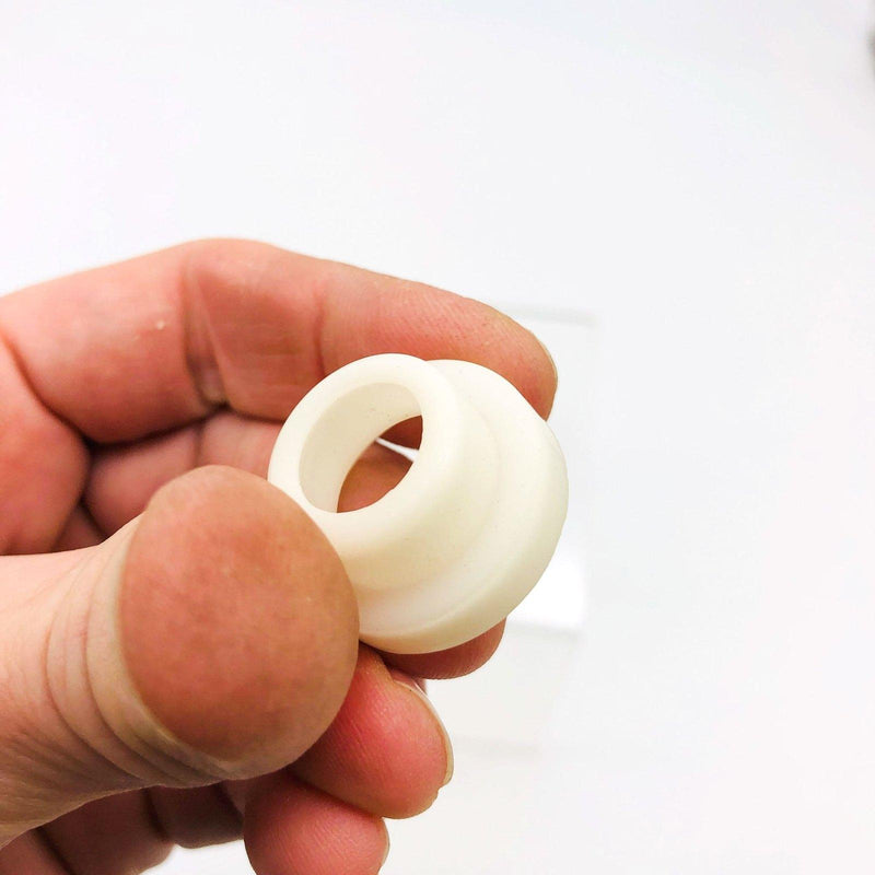 AMC Jeep 3210267 Bushing for Clutch Release Pivot Outer Plastic OEM NOS Loose 3