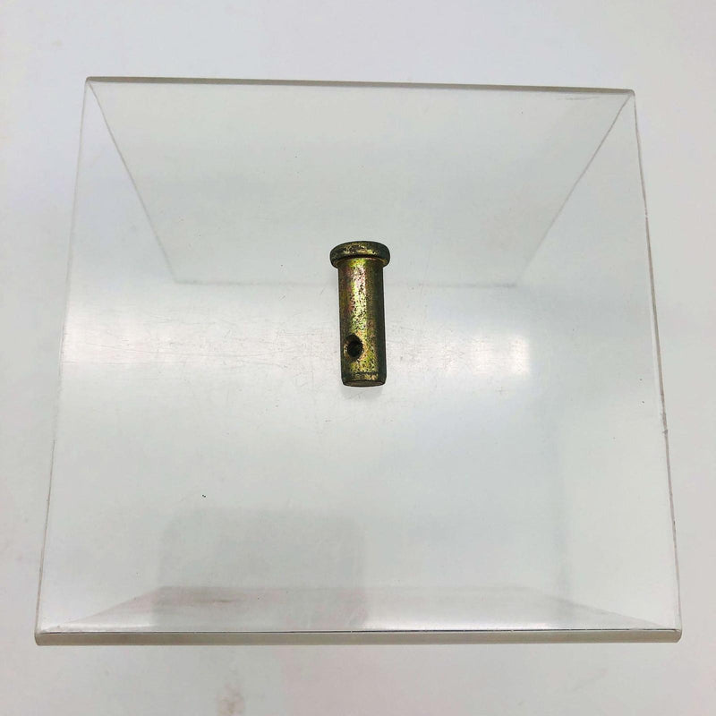 John Deere M40569 Pin Fastener OEM New Old Stock NOS Loose No Pkg 11