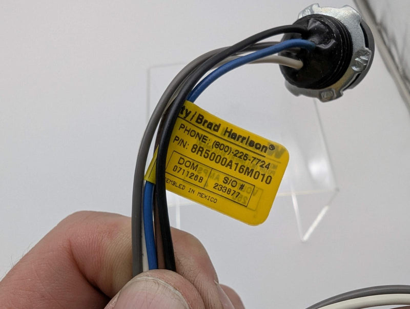 Brad 8R5000A16M010 Micro-Change M12 Receptacle 1/2"-14 NPT 1 Meter Len 5 Pole 3