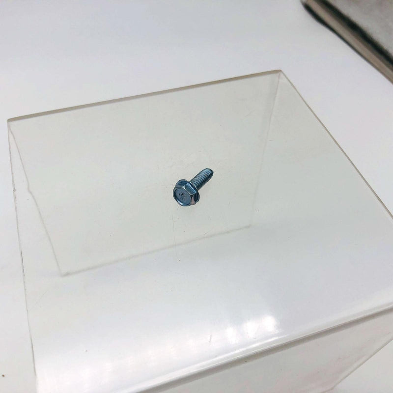 Mopar 4007001 Screw for Wheel Caps OEM NOS 81-86 CJ 5-8 Scr Cher Wag J10 J20 7