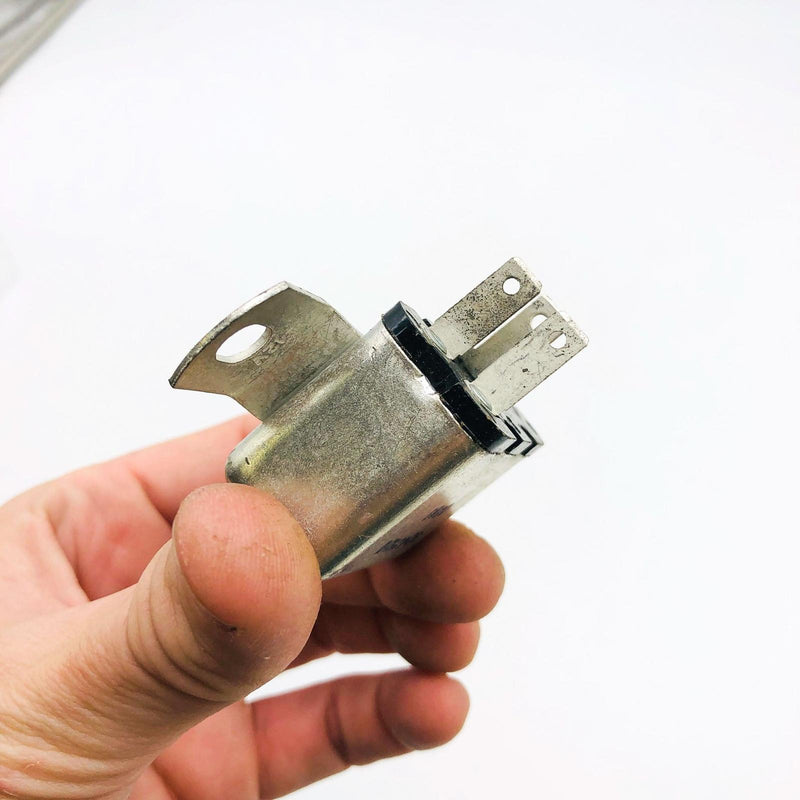 Mopar 3242520 Horn Relay OEM NOS for 72-74 Jeep CJ 5 CJ 7 SJ J Series Open