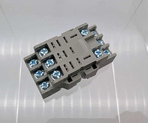 Eaton D7PA3 General Purpose Relay Socket 3 Pole 300V 10A 11 Pins 1