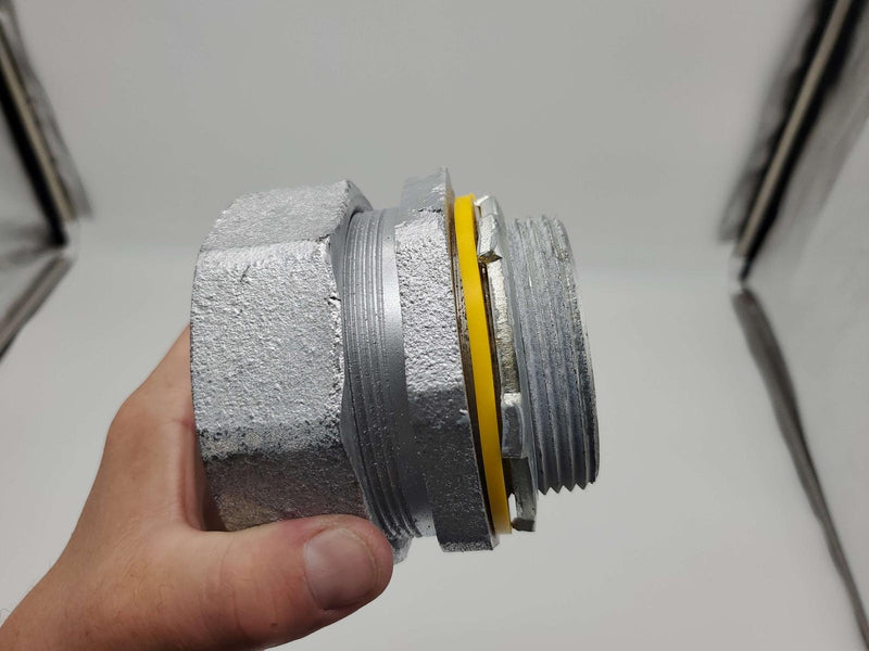 Crouse-Hinds LT250 2-1/2" Liquid Tight Conduit Fitting Straight Male Liquidator 3