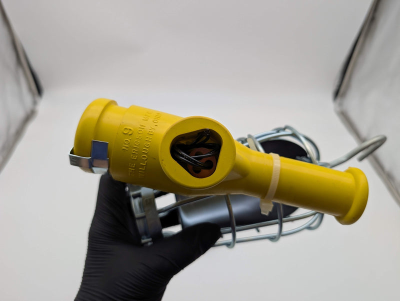 Ericson 944-RS Industrial Hand Lamp w/ Switch & Reflector Guard 125V 15A