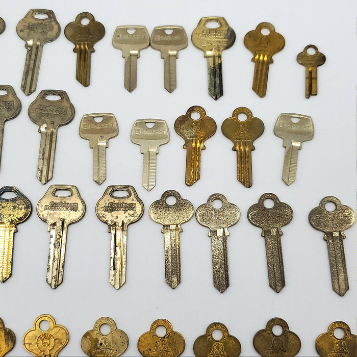 Keys for Crafting 50 Gold Tone Keys Eagle Sargent Corbin Jewelry & Art Rusty 3