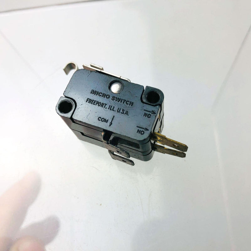 Simplicity 1679932 Interlock Switch OEM NOS Replcd by 1679932SM Micro Switch USA 8