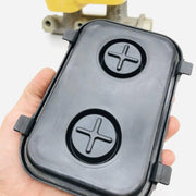 Crown 8133316 Brake Master Cylinder NOS For Jeep SJ J Series Bendix Open 5