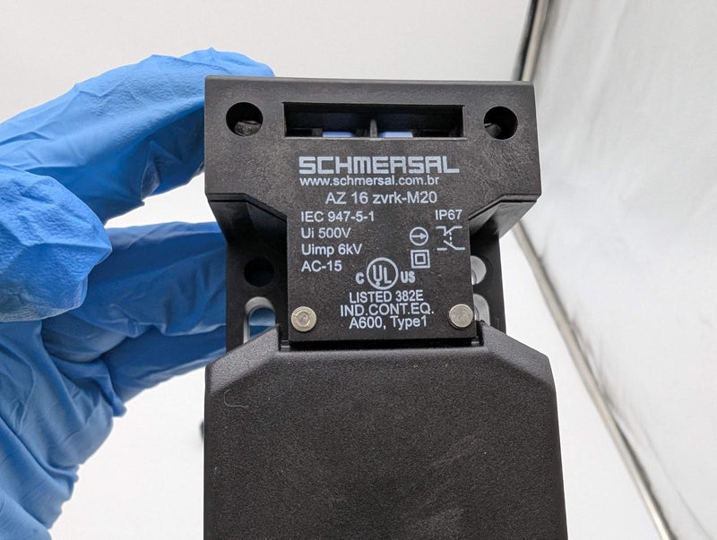 Schmersal AZ16ZVRK-M20 Safety Interlock Switch 4A 230V M20 Entry SPST 1NO 1 NC 2