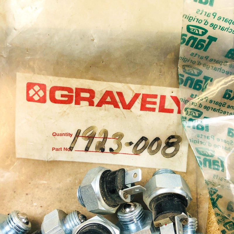 Yazoo 1923-008 Switch for Panel on Commercial Front Cut Riders OEM New NOS 6