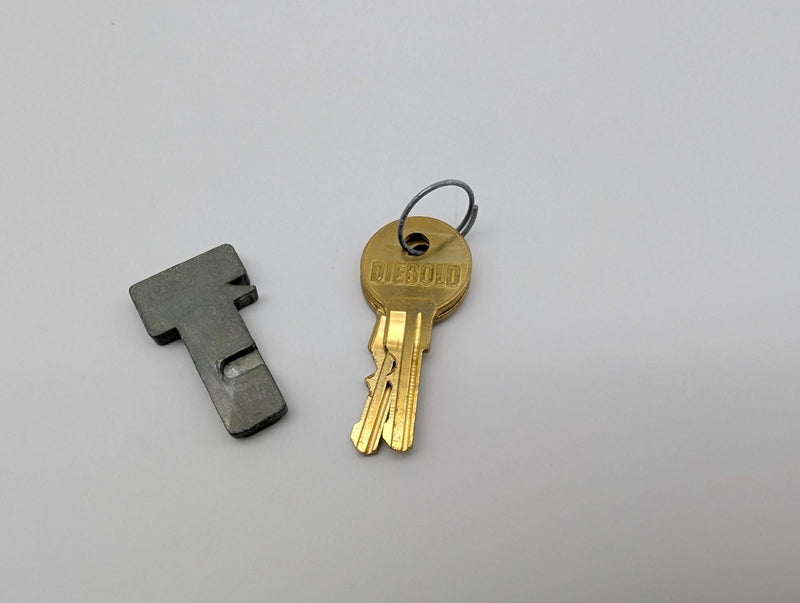 Diebold 31-018431 Undercounter Lock Core Kit w Bolt & 2 Keys Keyed 8004 4