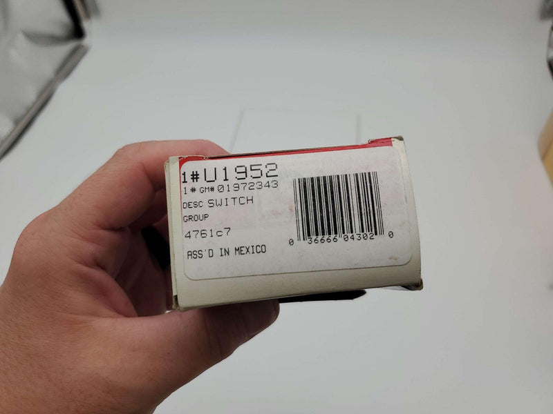 AC Delco U1952 Push Button Switch GM 01972343 5