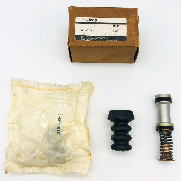 AMC Jeep 8125032 Brake Master Cylinder Repair Kit OEM NOS 1974-75 80 RHD Open 1