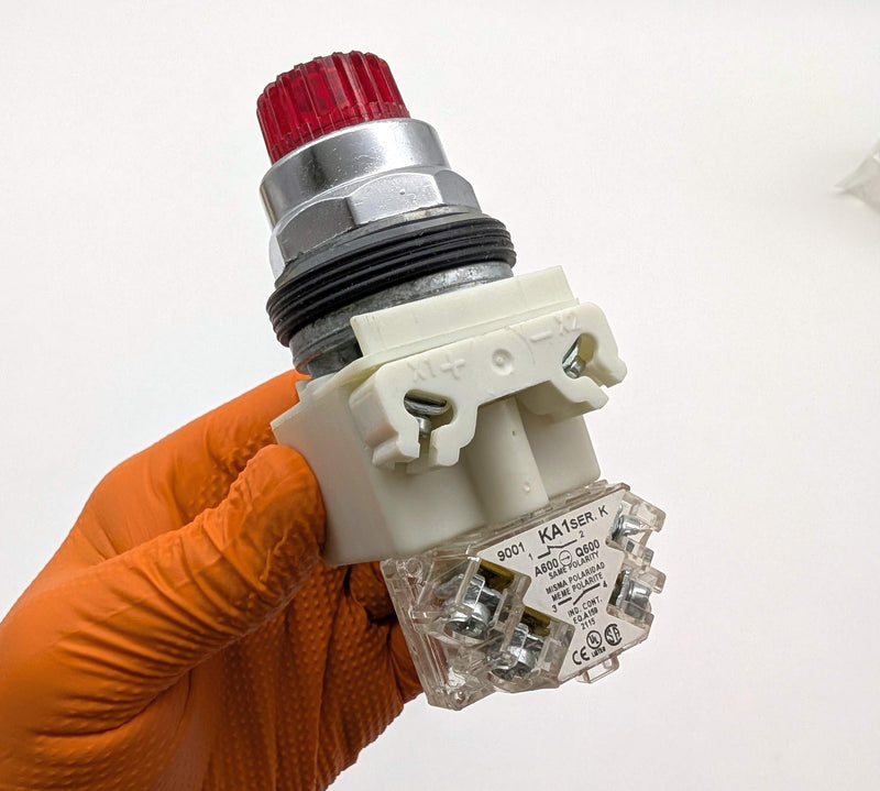 Schneider Electric 9001K2L35RH13 Momentary Pushbutton Switch Red Illuminated