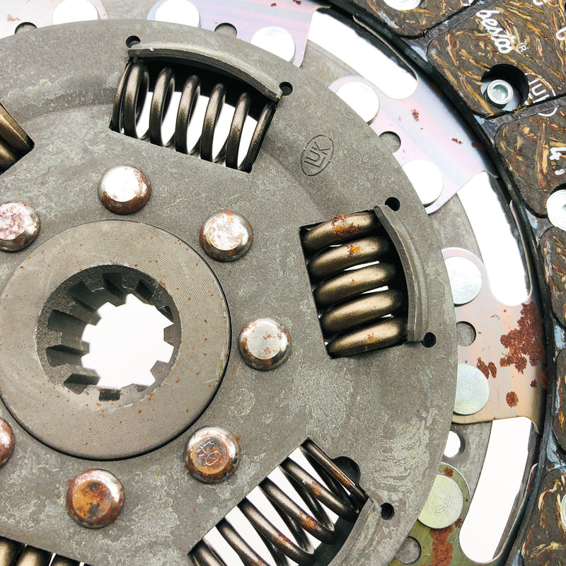 New Holland 82006626 Clutch Disc OEM NOS Superseded to CNH E8NN7550HA Open