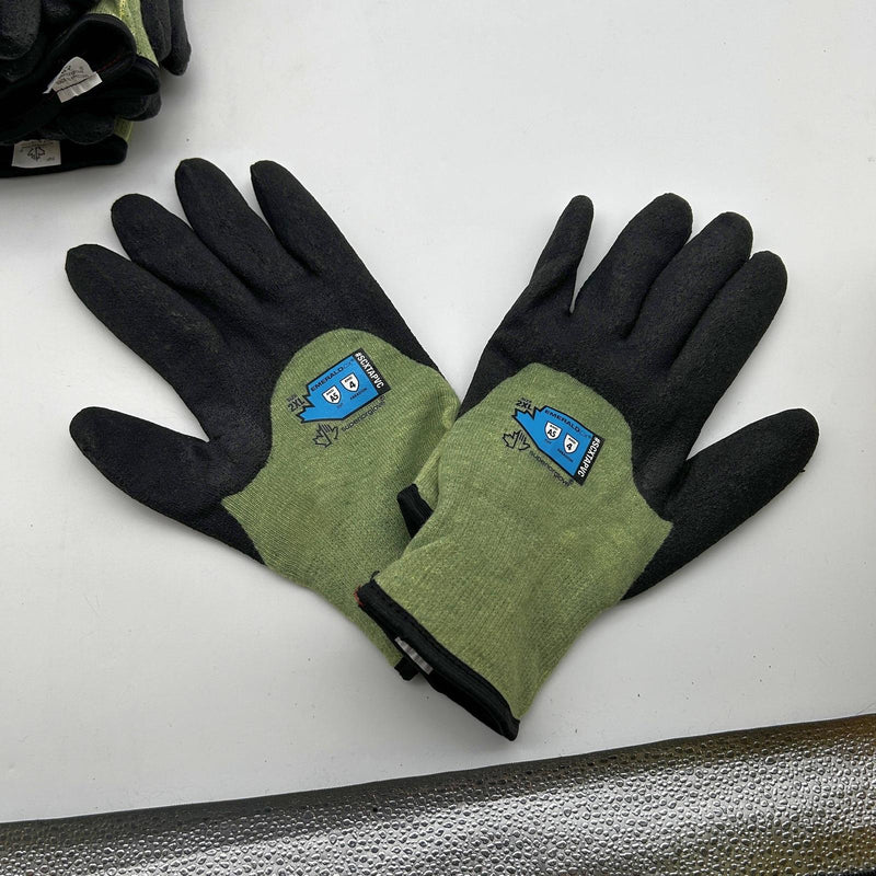 Superior SCXTAPVC Cut Resistant Glove 2XL Emerald CX Cut A5 PVC Palm 6 Pairs 2