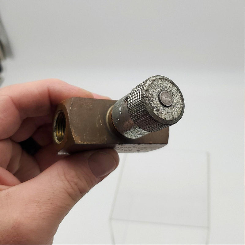 Parker N600B Needle Valve Hydraulic Control 2000 Max PSI 3/8" NPT 8 Gal Max Flow 3