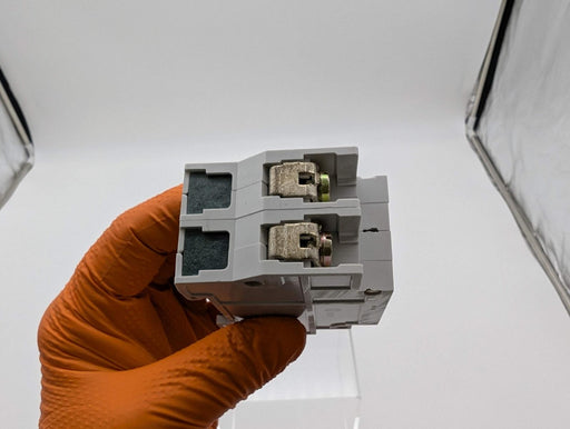 Siemens 5SN8-G4A Circuit Breaker 4A 220 / 240V Double Pole MCCB 2