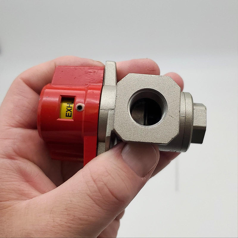 SMC VHS30-03 Valve 3 Port Lockout Pressure Relief Valve 3/8" Port VHS Hand Valve 5