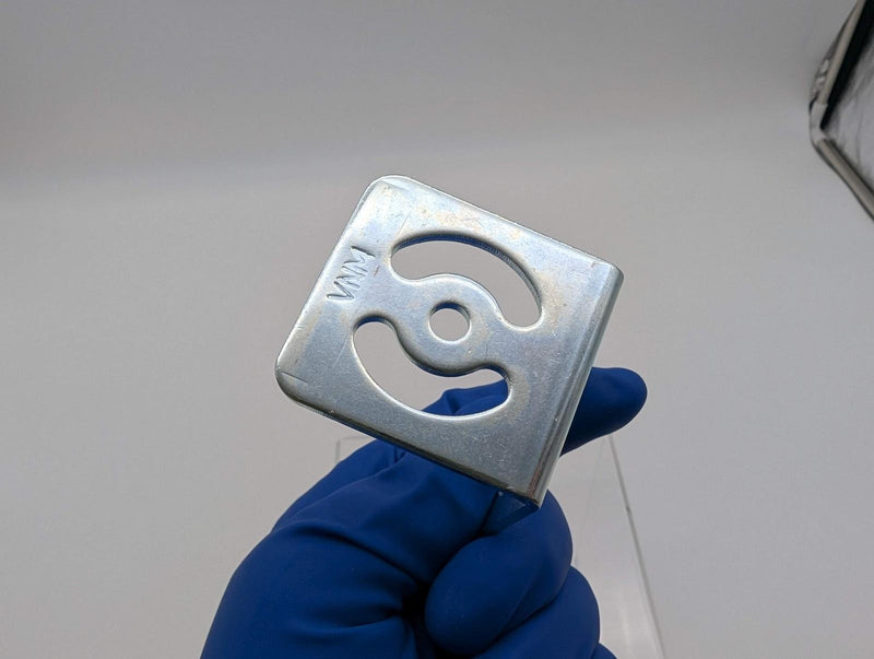 Banner Sensor Mounting Bracket 30mm Right Angle SMBAMS30RA 2