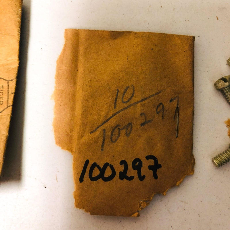 McCulloch 100297 Screw 10-24x3/8 Long for Model 47 Chainsaw OEM NOS Loose 2