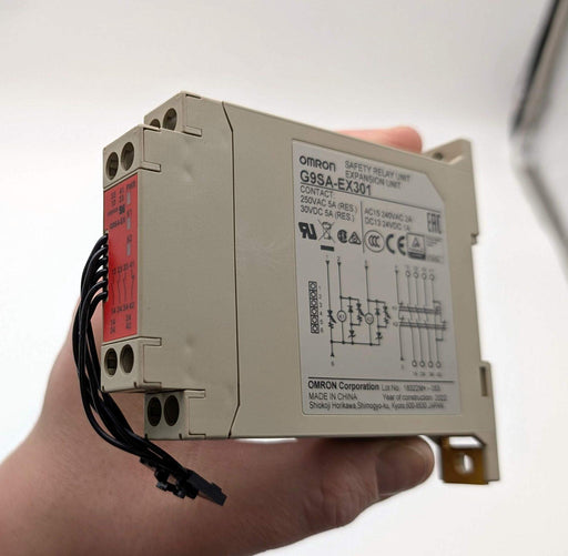 Omron G9SA-EX301 Safety Relay Expansion Unit 5A 3PST-NO Din Rail Mount 1